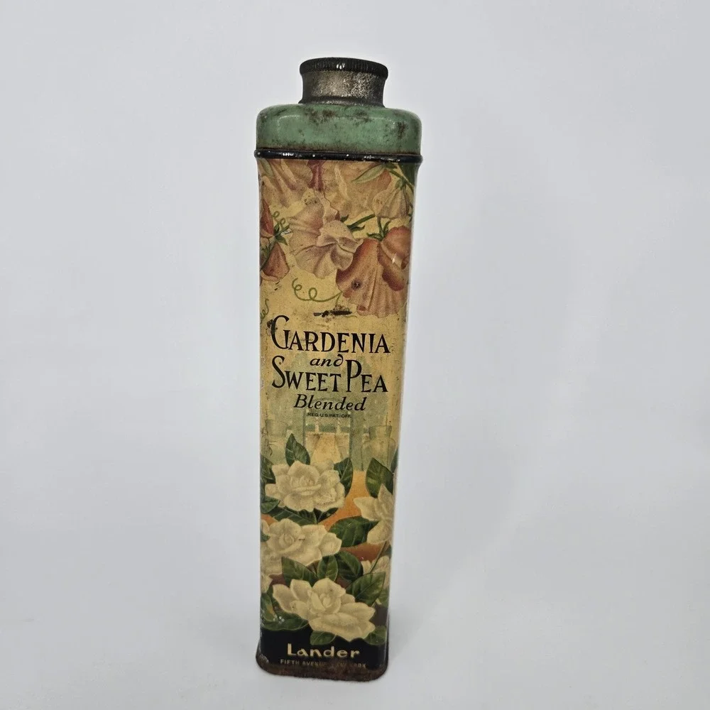 Vintage Landers Gardenia & Sweet Pea Blended Talc 7 oz‎ Floral Tin FULL Bathroom